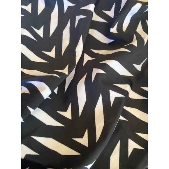 Emerald Bay Black White Ruched One Piece SwimSuit Size 22 - Picture 2 of 6